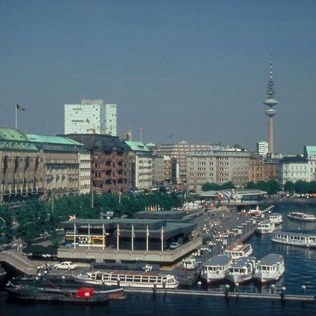 Novotel Hamburg Central Station Exterior foto